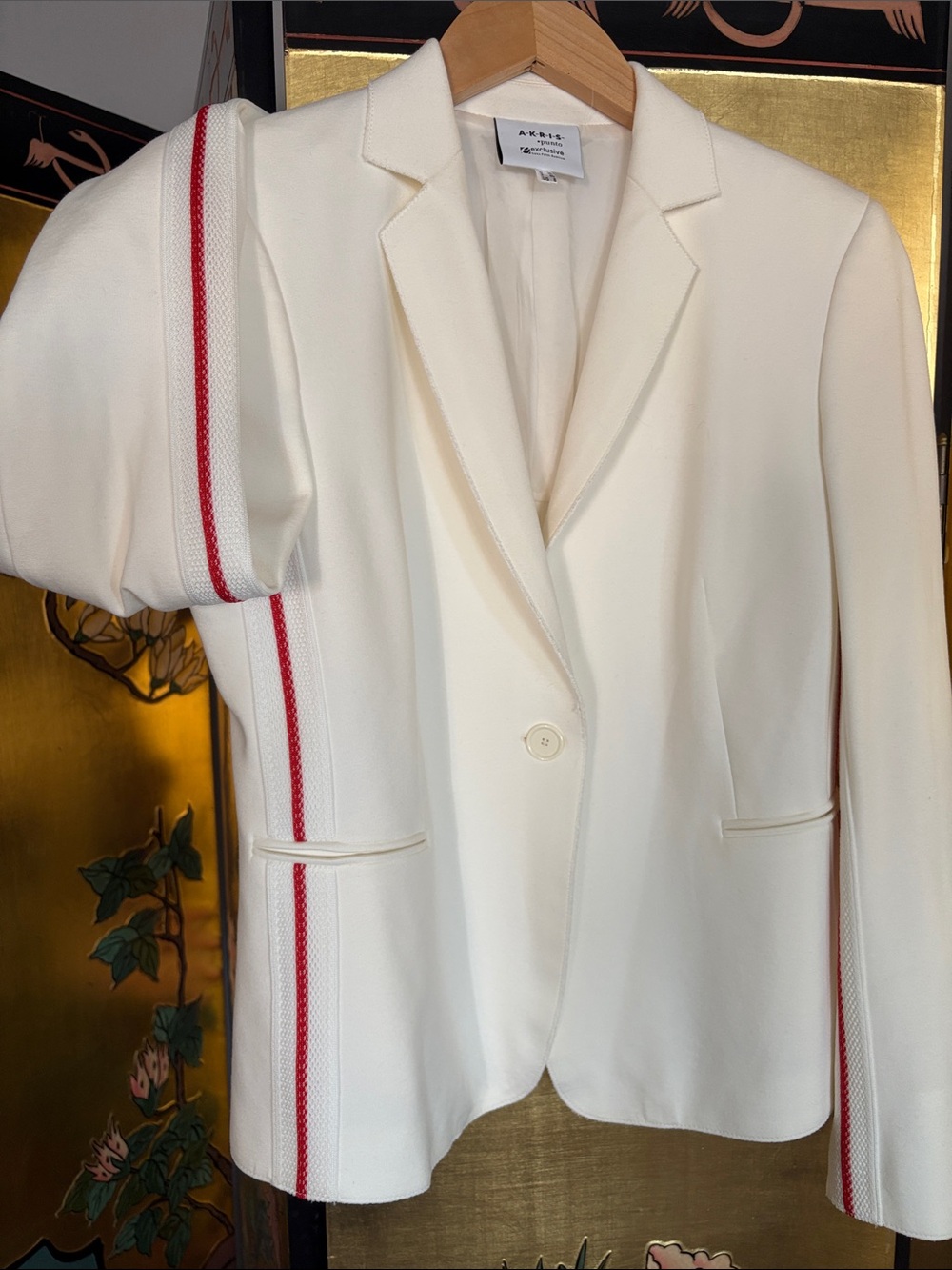 Akris Punto Cream Single-Button Tailored Blazer